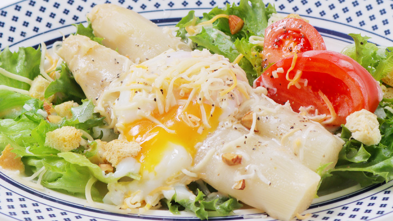 極太ホワイトアスパラガスのサラダ